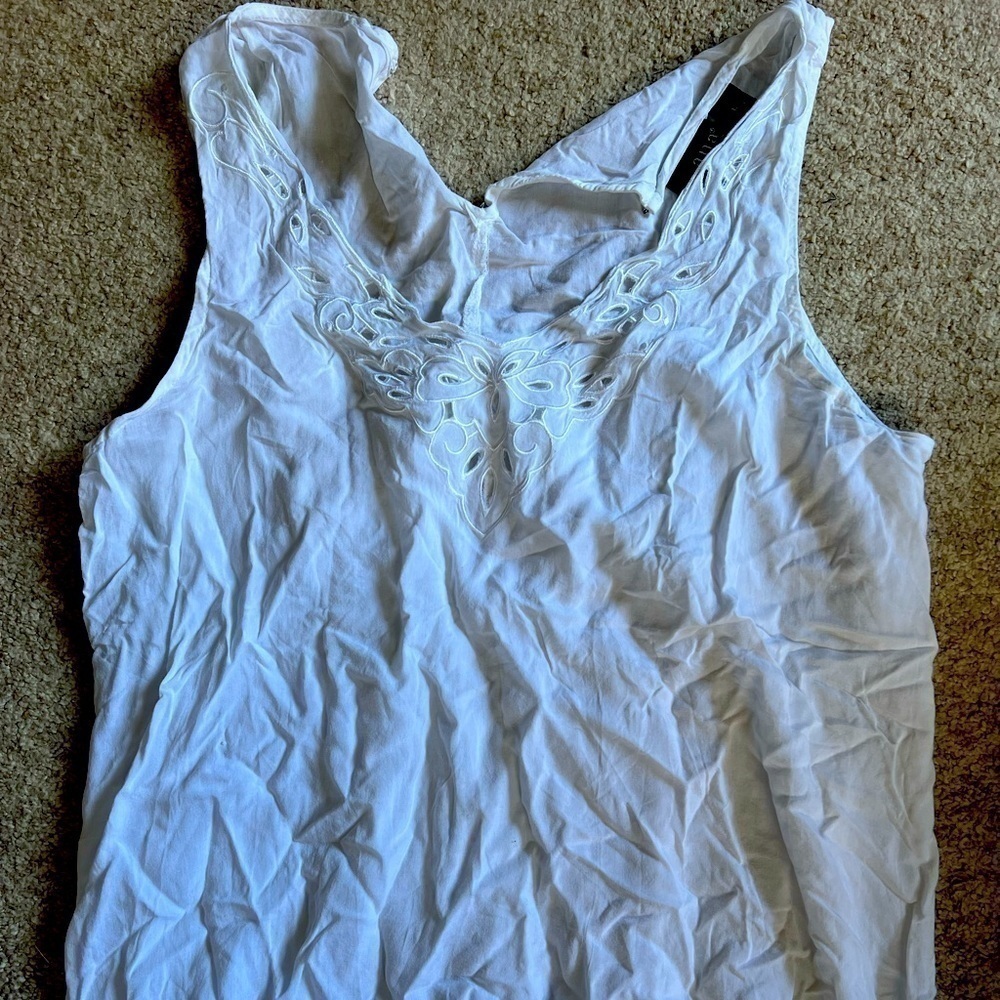 Women's Top